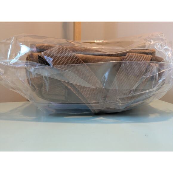 Authentic LABUBU The Monsters Fuzzy Backpack Membership Exclusive - RARE - Picture 13 of 16